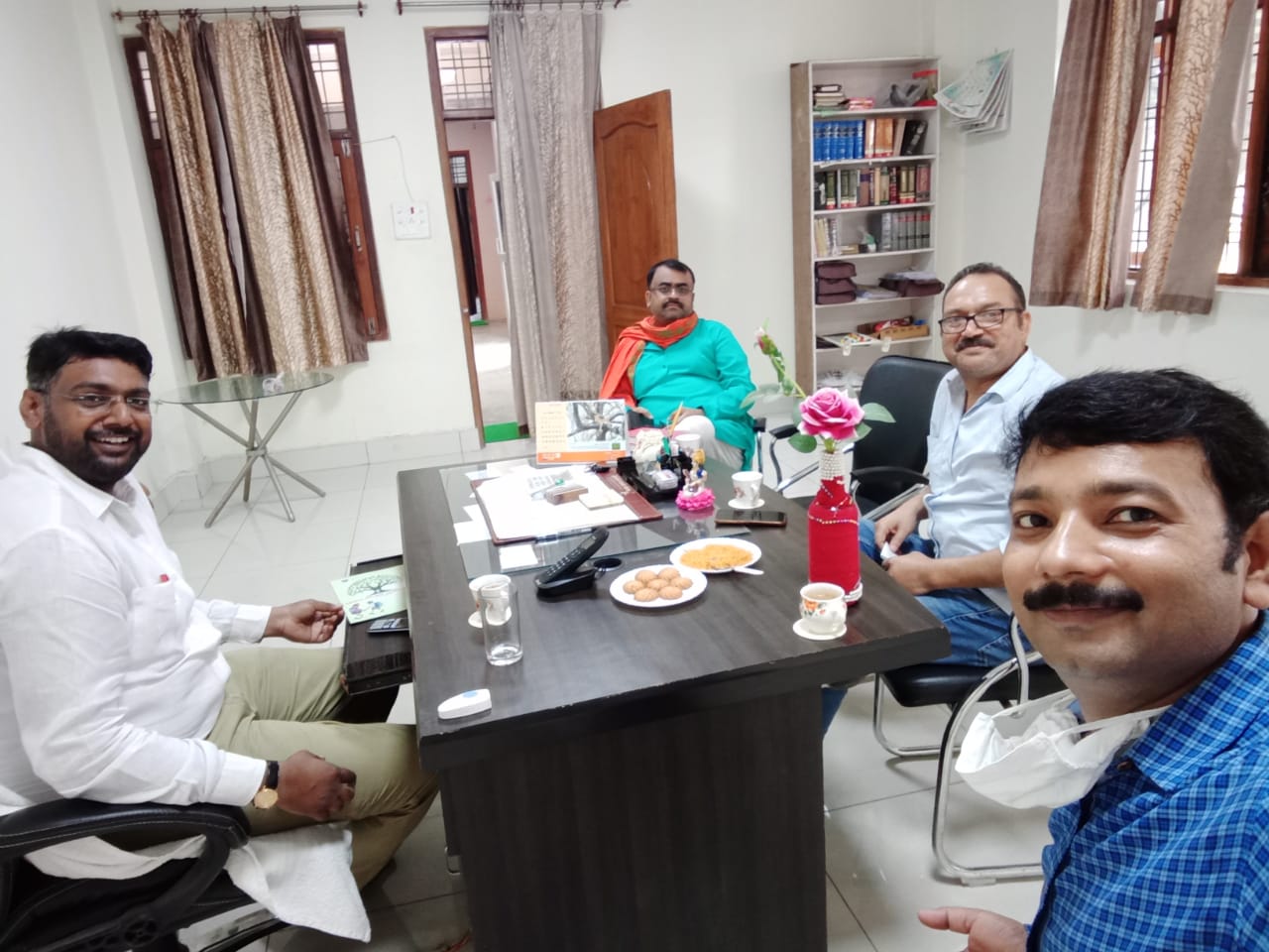 Meeting at Karvi